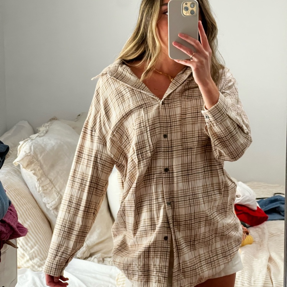 Boohoo Plaid Button Down Shirt - Beige and Brown